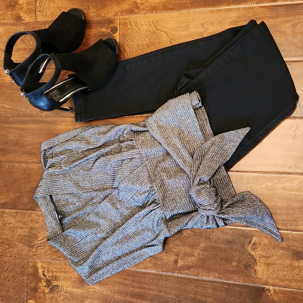Express tie waist v-neck metallic tank